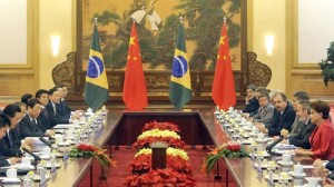 A comitiva brasileira reúne-se com a cúpula do governo chinês