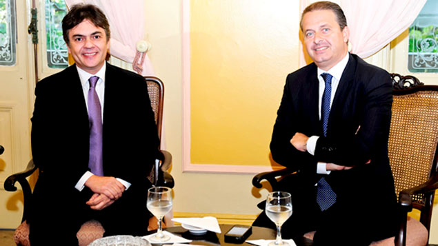 Cunha Lima e Eduardo Campos conversam, em recente encontro na capital pernambucana