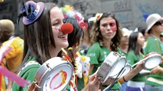 A prefeitura do Rio informou nesta quinta-feira que o palco Rio Marchinhas montado pela Riotur na Praça Tiradentes tem programação gratuita durante todo o carnaval