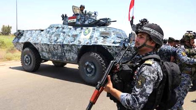 O governo iraquiano apelou por ajuda internacional e acusou os vizinhos sunitas, notavelmente a Arábia Saudita