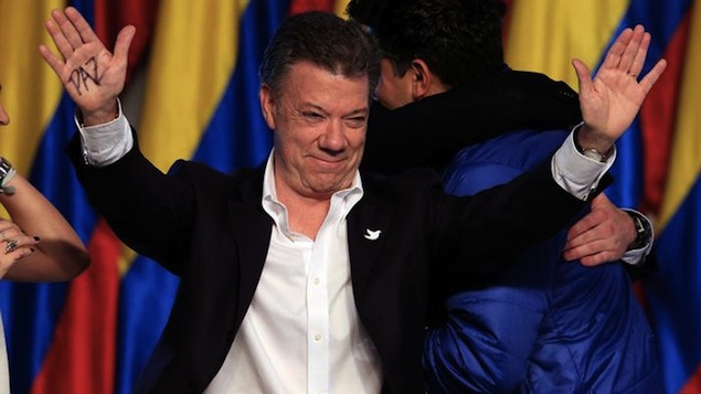 Campanha opôs visões distintas sobre as negociações com as Farc, grande desafio do novo mandato de Santos
