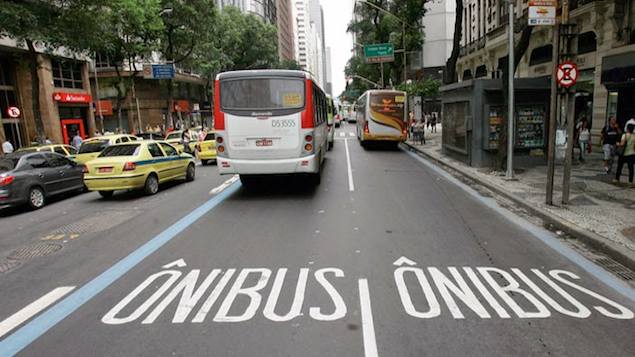 O objetivo dos corredores expressos é aumentar o conforto e eficiência do sistema, reorganizando o trânsito e o transporte público