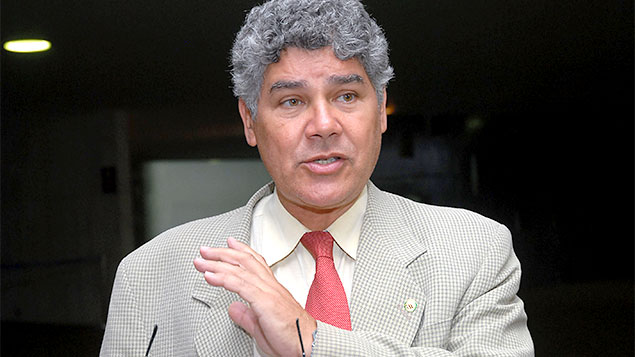 Chico Alencar é líder do PSOL, na Câmara dos Deputados, e pediu o afastamento de Cunha