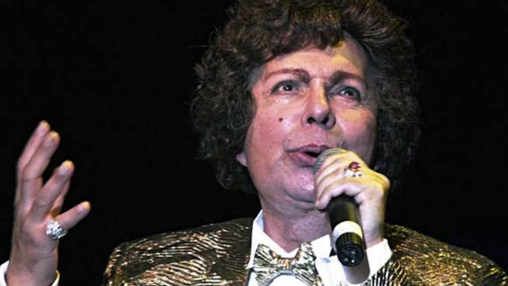 O cantor Cauby Peixoto foi um dos grandes nomes da chamada "era de ouro do rádio" no Brasil 