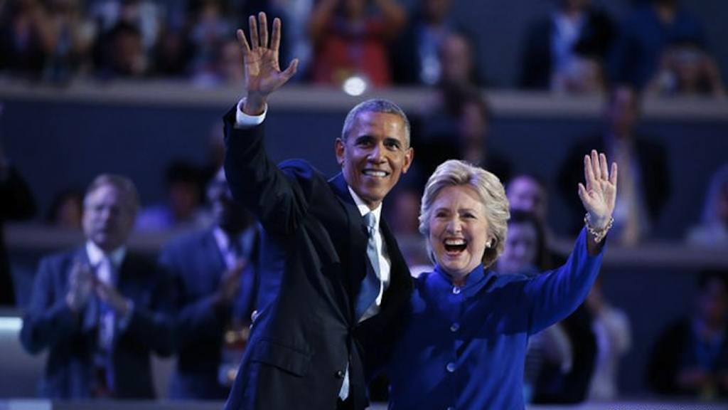 Barack Obama e Hillary Clinton na convenção democratra na Filadélfia