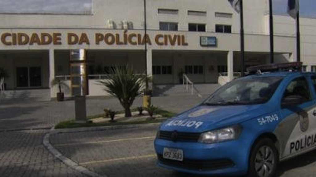 A Polícia Civil informou que, no início da noite de quarta-feira, guardas municipais conduziram 92 pessoas à Delegacia de Roubos e Furtos (DRF)