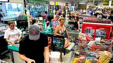 Confiança do consumidor na economia permanece estável