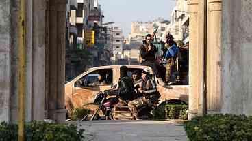 Militantes sírios afirmam que objetivo é ‘derrubar regime’ de Assad