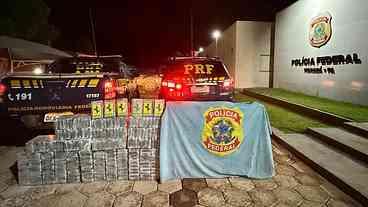 Polícia prende caminhoneiro com mais de meia tonelada de cocaína
