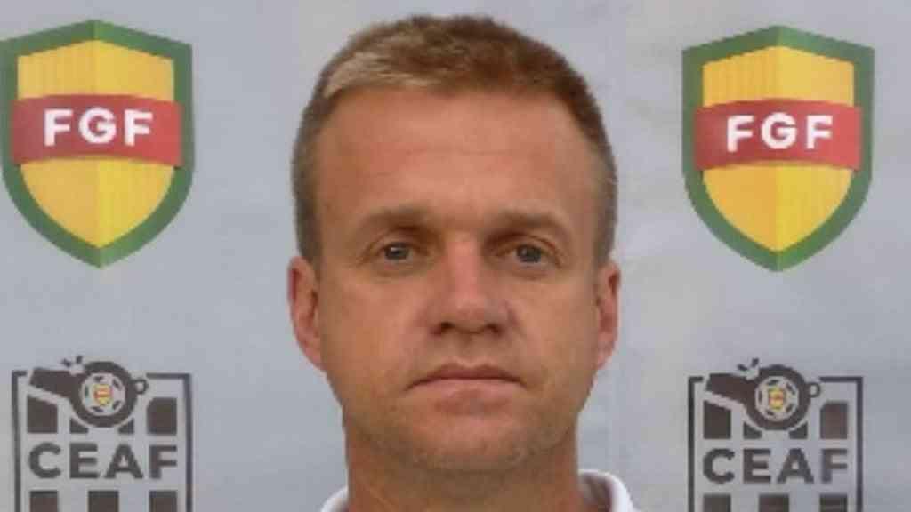 CBF afasta árbitro assistente acusado de assédio no Brasileiro feminino | O assistente de arbitragem de futebol Claiton Timm, acusado de assédio sexual por jogadoras do América-MG