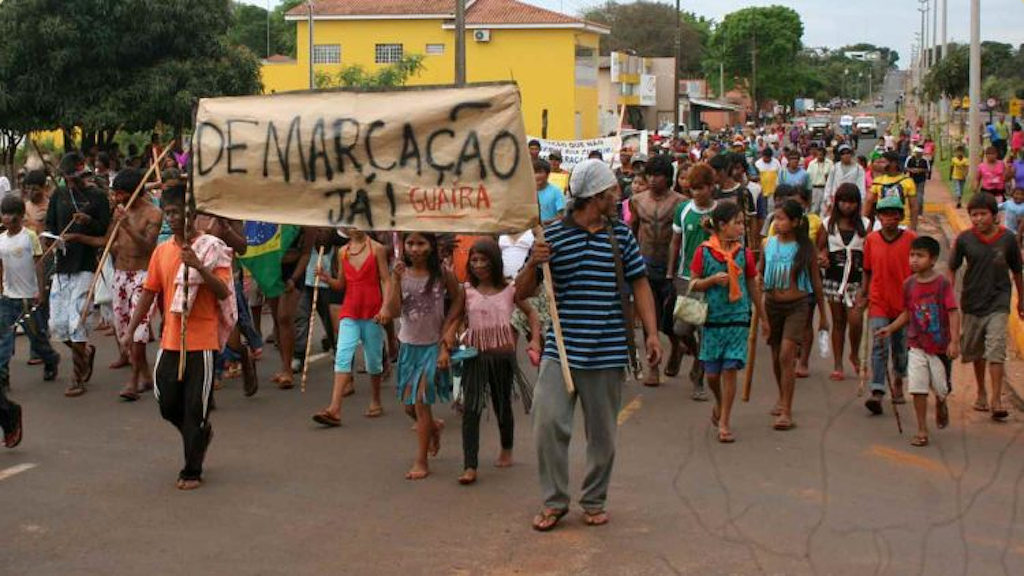PF deflagra ação para investigar ataques contra indígenas no Paraná | Indígenas protestam por demarcação de terra na região de Guaíra