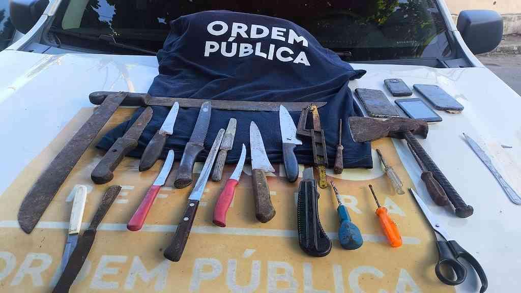Seop fecha dois ferros-velhos ilegais na Zona Norte | Agentes apreenderam diversos materiais