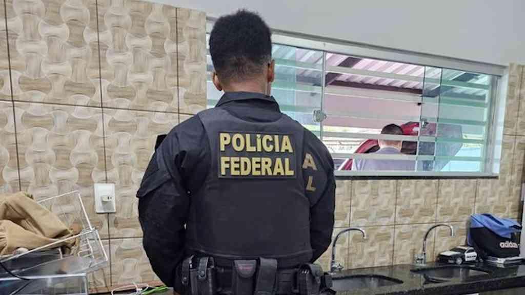 Polícia Federal deflagra ação contra corrupção no Amazonas | Operação Embarque Fantasma investiga suposto desvio de recursos públicos no Município de Guajará-AM