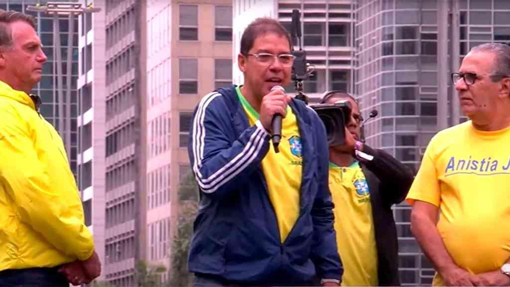 Anistia exigida por Bolsonaro está longe de ser uma prioridade | Líder do PL, na Câmara, o deputado Altineu Cortes (RJ) tenta agilizar o pedido de anistia para Bolsonaro