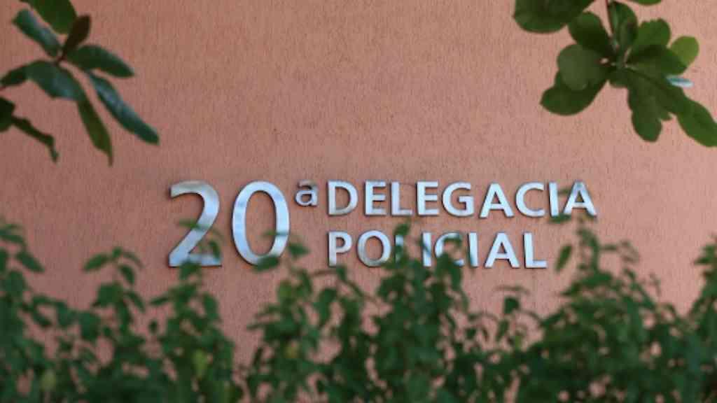 Homem é preso por ameaçar ex-companheira e divulgar vídeos íntimos | Polícia Civil prende homem que ameaçou a ex-companheira de morte e publicou vídeos íntimos