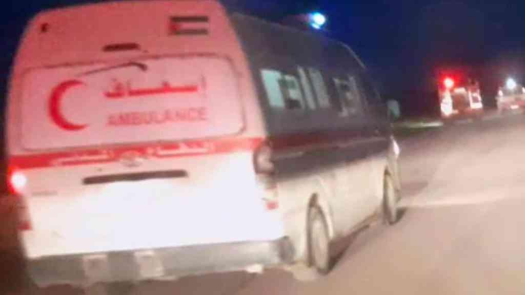 Pressão sobre Israel aumenta após morte de médicos palestinos | Israel alegou inicialmente que os paramédicos não estavam devidamente identificados, mas vídeo que mostra ataque contradiz versão