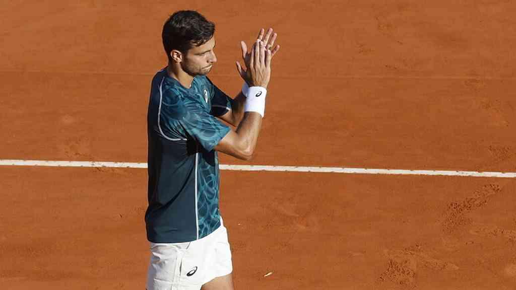 Musetti vence duelo italiano e segue no Masters de Monte Carlo | Musetti passou por Berrettini após duplo 6/3