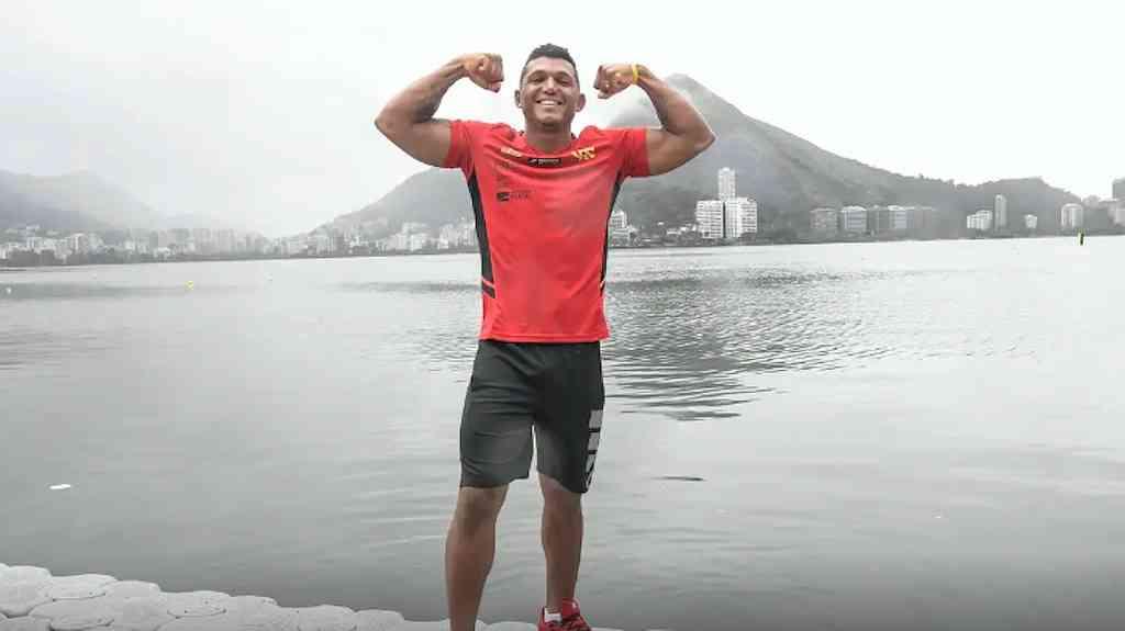 Isaquias Queiroz conquista ouro no C1 1000m da Copa Brasil de Canoagem | Campeão olímpico brilhou em evento realizado em Lagoa Santa