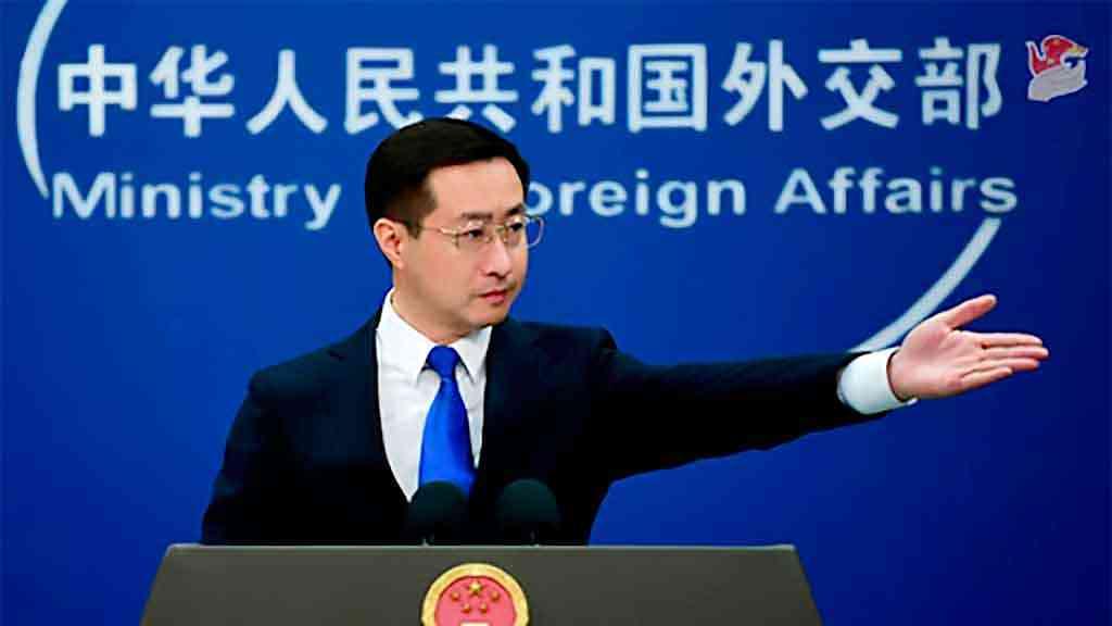 China prefere ‘apertar mãos’ em vez de ‘apertar os punhos’ | O porta-voz chinês Lin Jian, em entrevista coletiva sobre as tarifas dos EUA