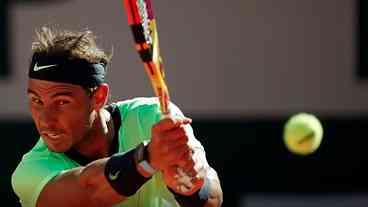 Roland Garros homenageia Nadal na abertura do torneio