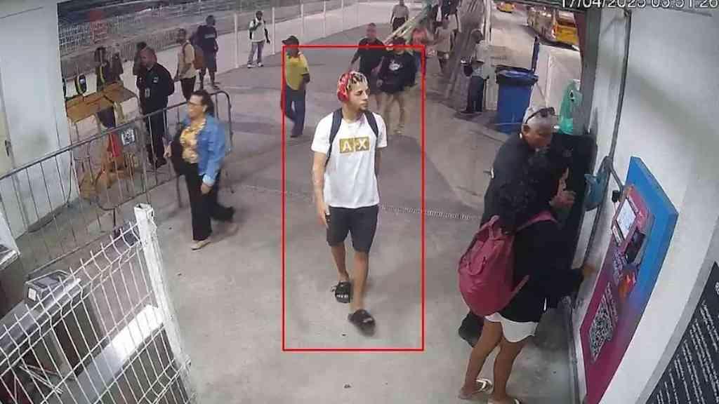 Agentes do BRT Seguro prendem suspeito por dano no Recreio | Equipes mantiveram o monitoramento e conseguiram localizá-lo novamente