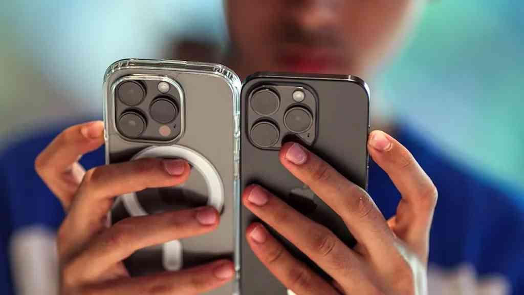 Apple deve transferir produção de iPhones dos EUA para a Índia, diz fonte | Apple quer fabricar maioria dos iPhones para EUA na Índia em vez da China, diz fonte