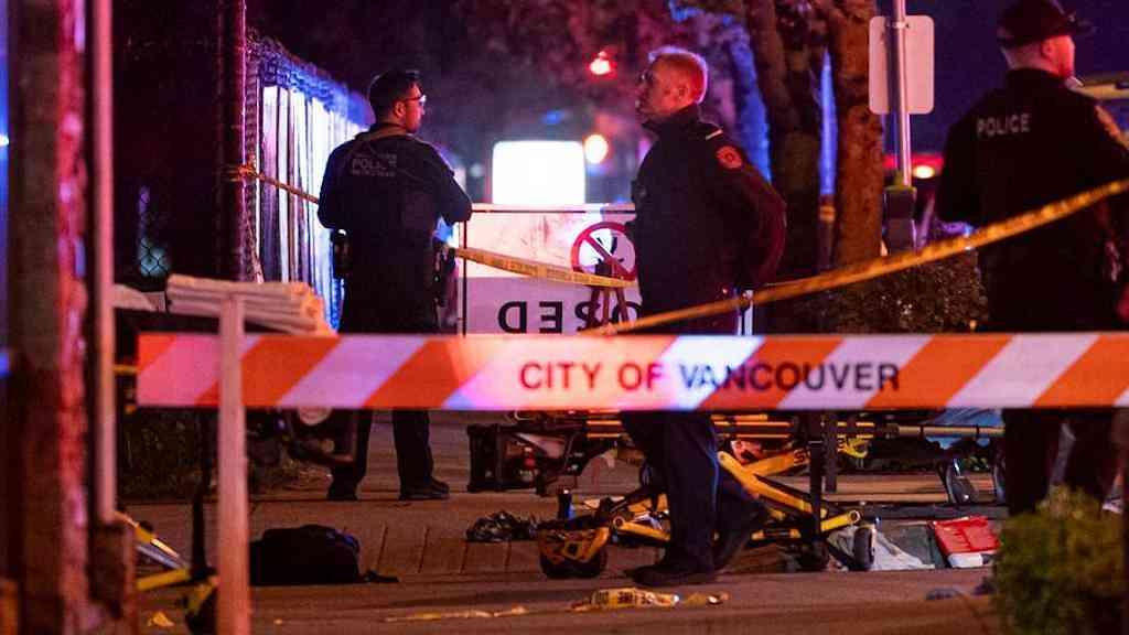 Veículo avança sobre festival no Canadá e deixa nove mortos | Polícia de Vancouver interdita a área onde carro atropelou multidão que participava de festival Lapu-Lapu