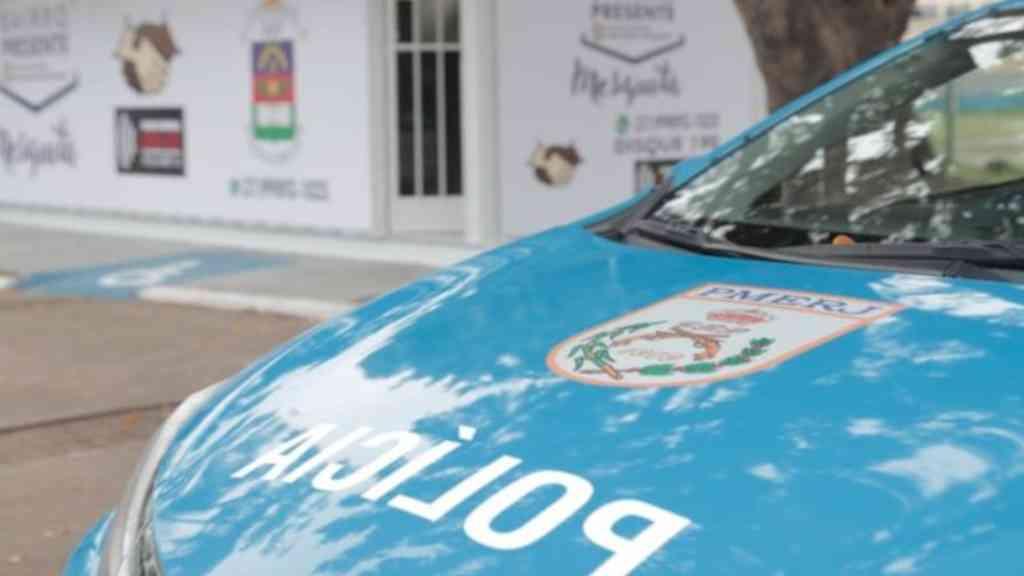 Tiroteio na Tijuquinha deixa PM ferido durante operação | PM é atingido por disparo enquanto patrulhava a comunidade da Tijuquinha