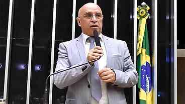 PDT se afasta da base do governo, mas mantém diálogo