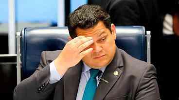 Alcolumbre avança com PL da Anistia no Congresso