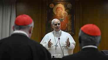 Leão XIV destaca legado de Francisco em discurso