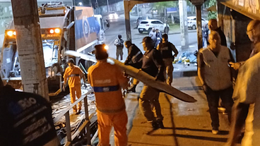 Seop Retira 1 Tonelada de Materiais em Vicente de Carvalho
