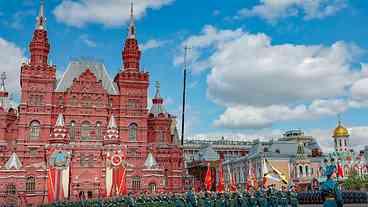 UE aprova 17º pacote de sanções à Rússia