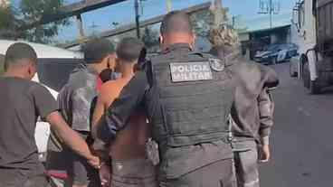PM Prende Suspeitos no Complexo da Mangueirinha