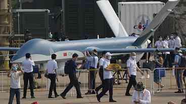 China Lança Nave-Mãe de Drones Inovadora