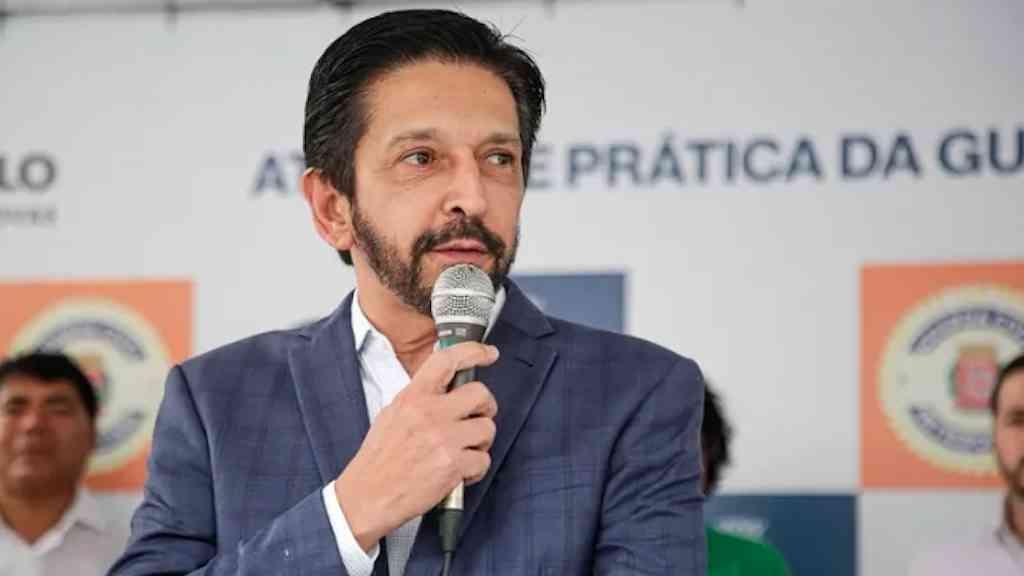 MP cobra prefeitura de São Paulo por afastamento de diretores | A Secretaria de Educação informou que os diretores foram convocados a participar de um projeto que integra o Programa Juntos pela Aprendizagem
