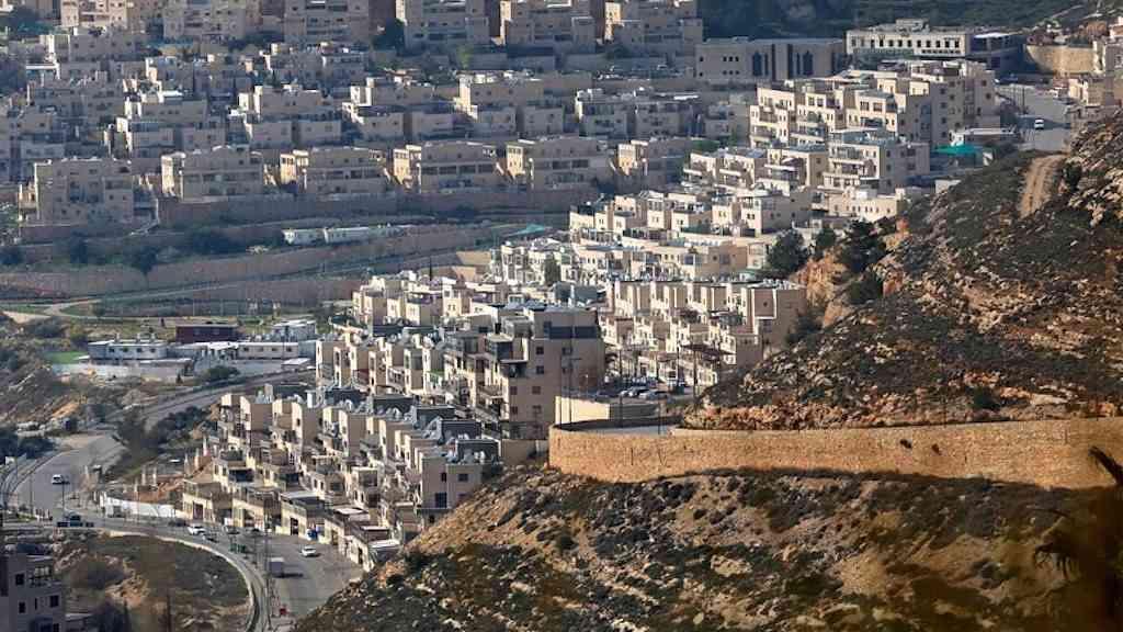 Autoridades israelenses prometem Estado judaico na Cisjordânia | Assentamento israelense perto de Ramallah, na Cisjordânia ocupada