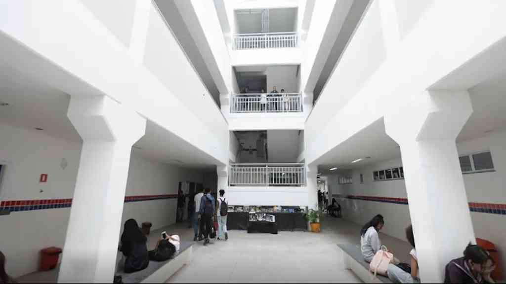 Escola em tempo integral terá carga mínima de 35 horas por semana | Esta e outras regras foram definidas em resolução publicada