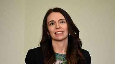 Jacinda Ardern renuncia ao cargo de primeira-ministra
