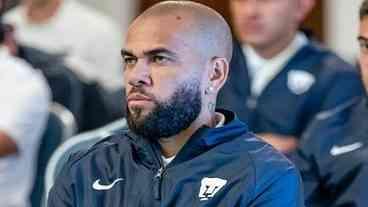 Daniel Alves é transferido de prisão em Barcelona