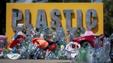Impasse em Acordo Global sobre Poluição Plástica