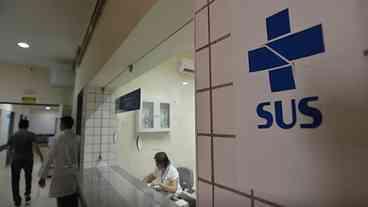 Câncer de Colo de Útero: Diagnóstico Tardio e Custos no SUS