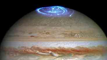 Nova Onda de Plasma na Aurora de Júpiter