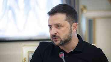 Zelensky Propõe Encontro com Putin para Avançar Negociações