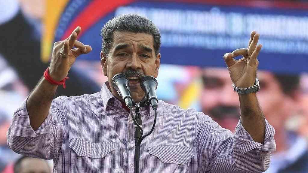 Maduro chama venezuelanos alistados para treino de tiro nos quartéis | O presidente da Venezuela, Nicolás Maduro