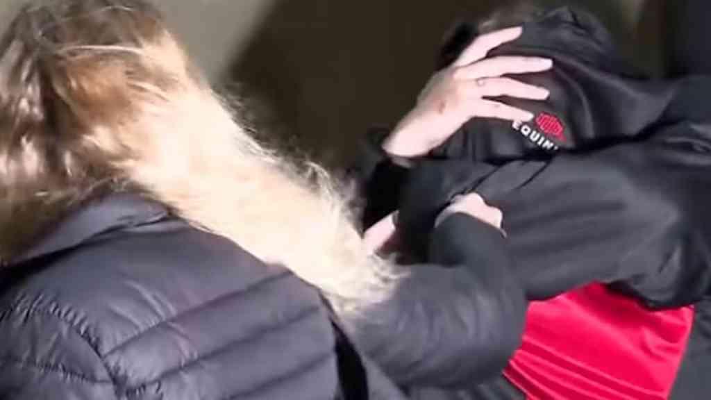 Mulher é presa por tentar adquirir fuzil usado em execução de ex-delegado | Suspeita de buscar fuzil usado na execução do ex-delegado Ruy Ferraz é alvo de pedido de prisão temporária