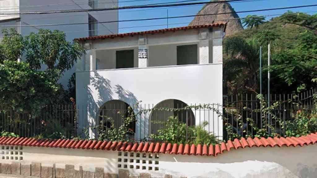 Proprietária e prefeitura entram em conflito por casa de ‘Ainda estou aqui’ | Desistência de Paes gera impasse sobre casa de ‘Ainda estou aqui’