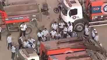 Greve de Motoristas Terceirizados da Comlurb por Reajuste