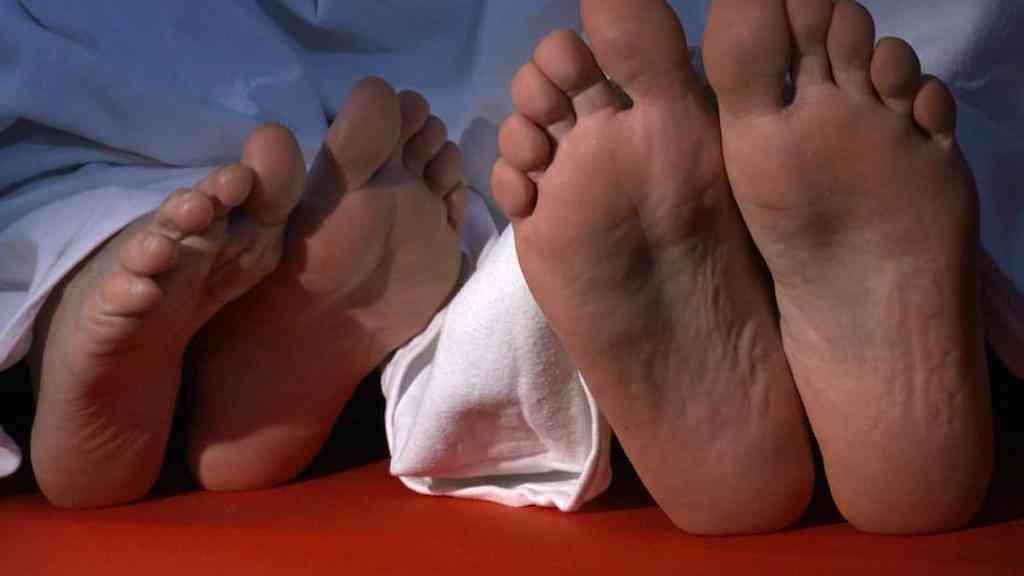 Uso de pílula pode afetar desejo sexual feminino, diz estudo | Mulheres relatam paradoxo de tomar pílula porque querem mais sexo com seu parceiro, mas acabam perdendo a libido