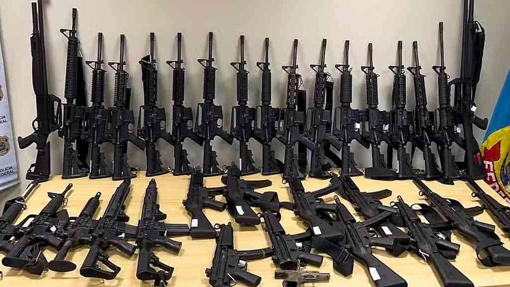 Armas da Europa e dos EUA alimentam crime organizado no Brasil | Entre 2019 e 2023, foram apreendidas 7 mil armas militares no Sudeste